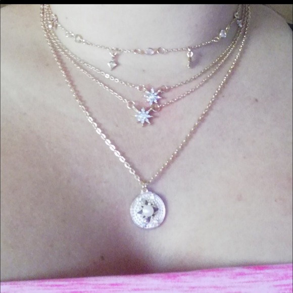 Trendy Necklace Set - Picture 4 of 6